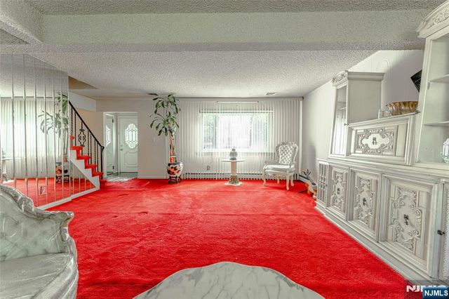 1806 Rensselaer Road, Teaneck, NJ 07666