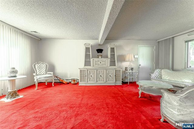 1806 Rensselaer Road, Teaneck, NJ 07666