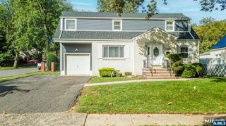 1806 Rensselaer Road, Teaneck, NJ 07666