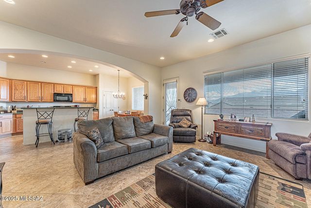 5937 S Scarlet Sky Place, Green Valley, AZ 85622