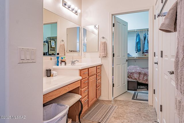 5937 S Scarlet Sky Place, Green Valley, AZ 85622
