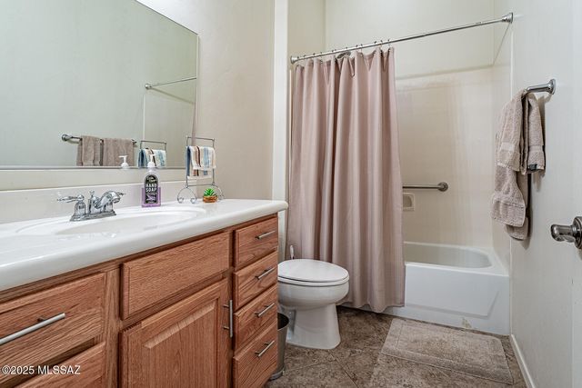 5937 S Scarlet Sky Place, Green Valley, AZ 85622