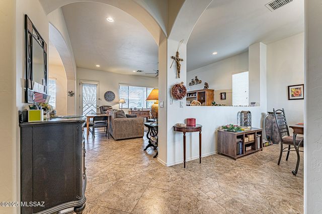 5937 S Scarlet Sky Place, Green Valley, AZ 85622