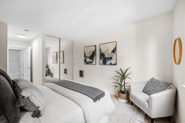 3751 Harrison St 102, Oakland, CA 94611