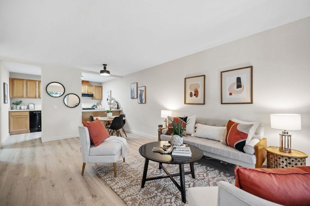 3751 Harrison St 102, Oakland, CA 94611