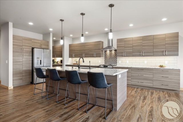 6814 Skycrest Drive, Billings, MT 59106