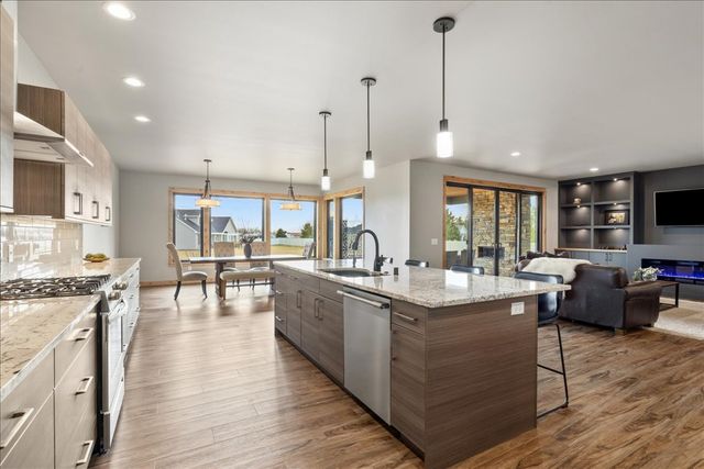 6814 Skycrest Drive, Billings, MT 59106