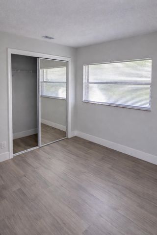 2613 SW Natura Avenue, Deerfield Beach, FL 33441