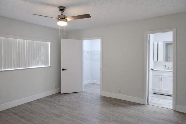 2613 SW Natura Avenue, Deerfield Beach, FL 33441