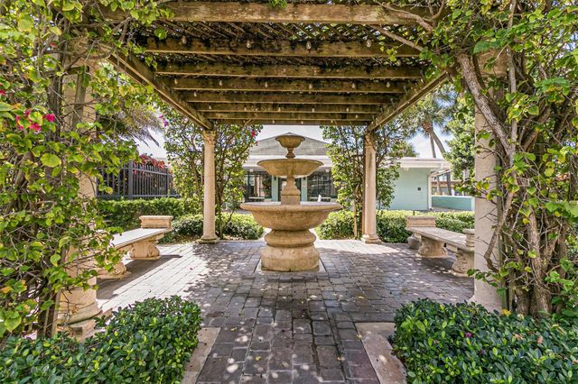 2613 SW Natura Avenue, Deerfield Beach, FL 33441