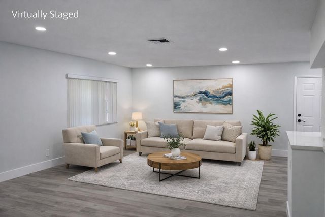 2613 SW Natura Avenue, Deerfield Beach, FL 33441