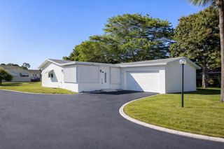 2613 SW Natura Avenue, Deerfield Beach, FL 33441