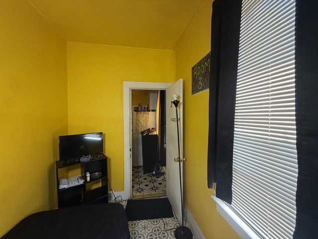 3746 N 2nd LANE, Milwaukee, WI 53212