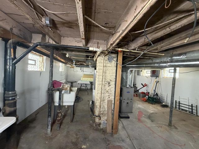 3746 N 2nd LANE, Milwaukee, WI 53212