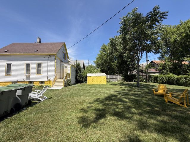 3746 N 2nd LANE, Milwaukee, WI 53212