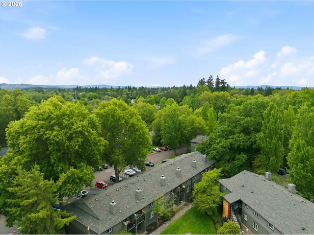 12638 Nw BARNES Rd 5, Portland, OR 97229