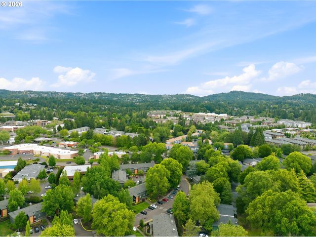 12638 Nw BARNES Rd 5, Portland, OR 97229