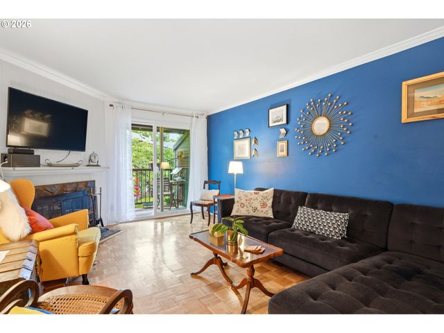 12638 Nw BARNES Rd 5, Portland, OR 97229