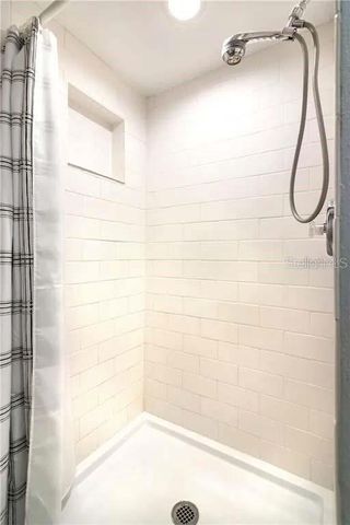 421 PALM AVENUE N, St Petersburg, FL 33703
