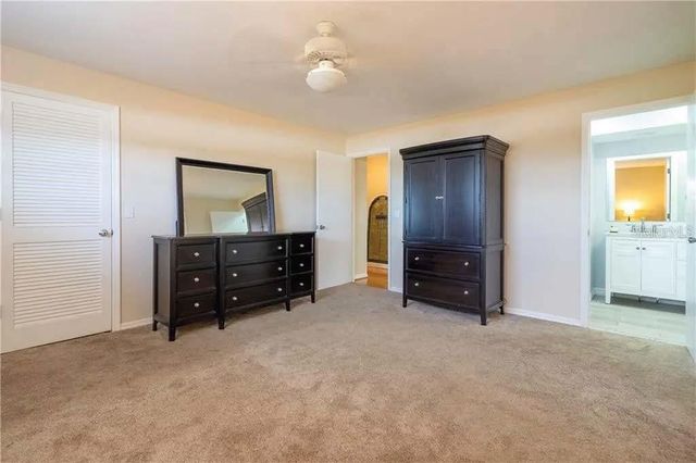 421 PALM AVENUE N, St Petersburg, FL 33703