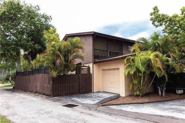 421 PALM AVENUE N, St Petersburg, FL 33703