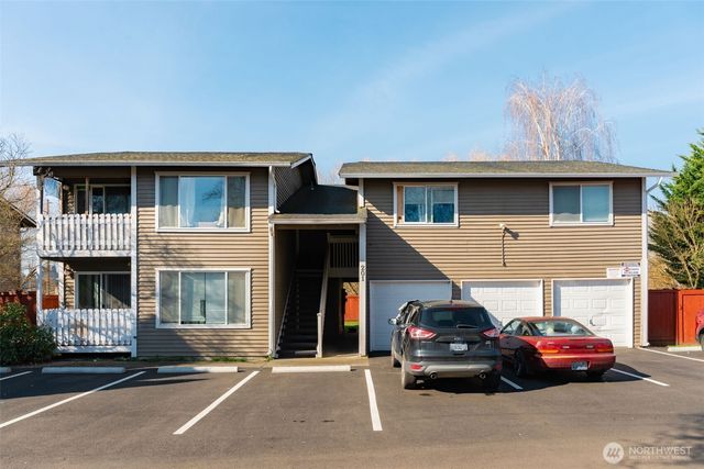 201 2nd Place SE, Pacific, WA 98047