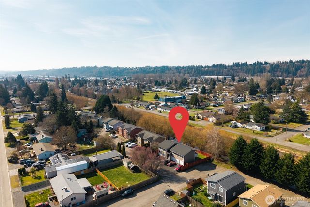 201 2nd Place SE, Pacific, WA 98047