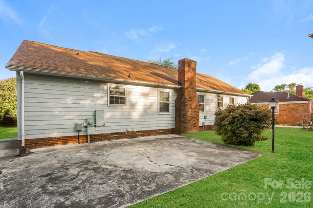 7114 Fox Hunt Road, Charlotte, NC 28212