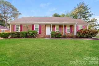 7114 Fox Hunt Road, Charlotte, NC 28212