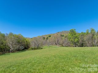 99999 Clarke Road, Asheville, NC 28805
