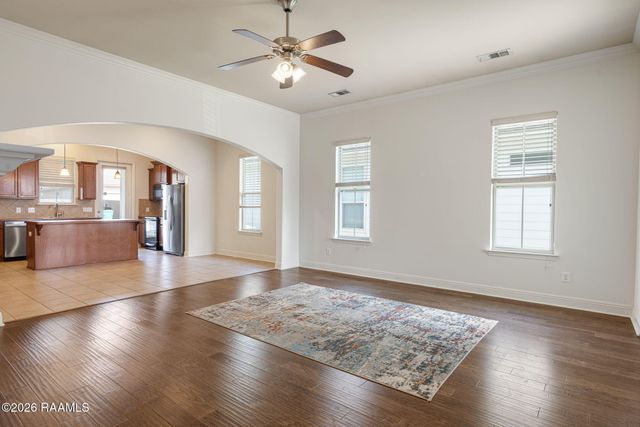 119 Laurel Grove Boulevard, Youngsville, LA 70592