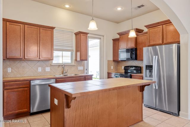 119 Laurel Grove Boulevard, Youngsville, LA 70592