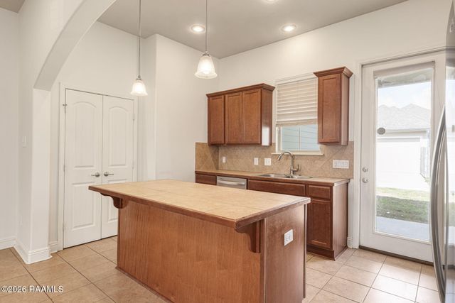 119 Laurel Grove Boulevard, Youngsville, LA 70592