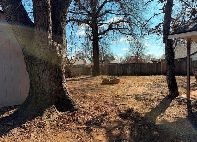 1808 Paisley Court, Yukon, OK 73099