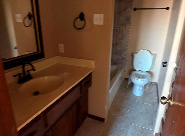 1808 Paisley Court, Yukon, OK 73099