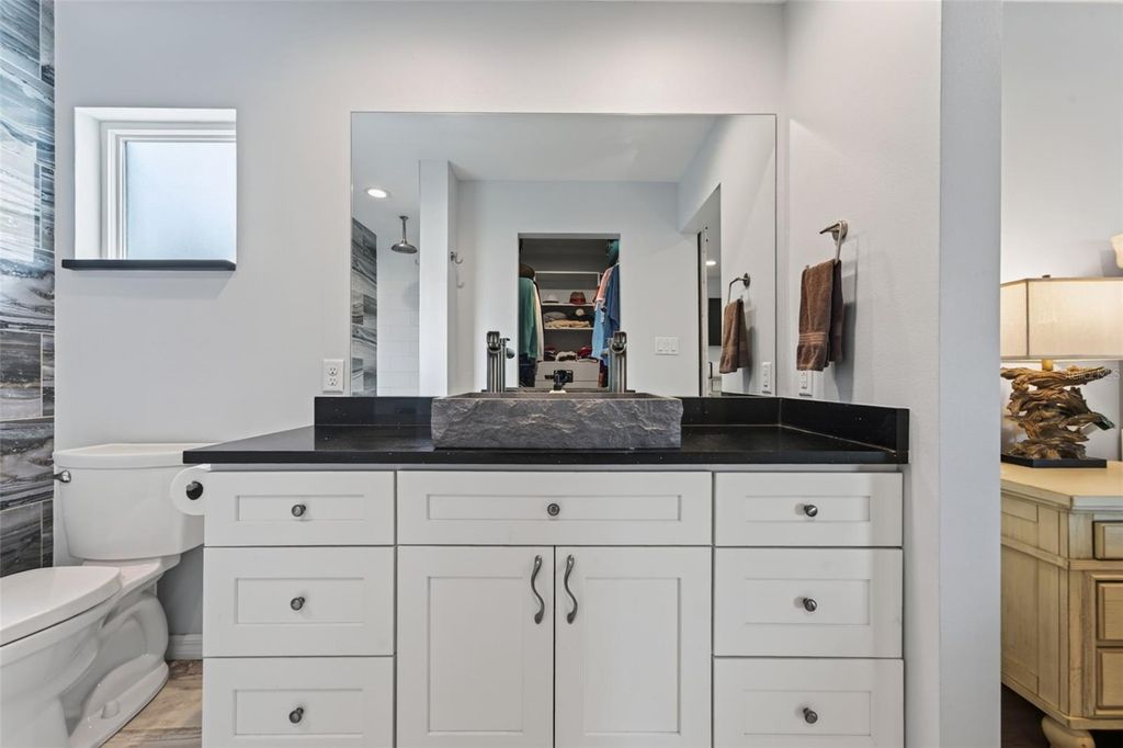 Image 30 of property listing at 3708 ROYAL PALM DRIVE, Bradenton, FL 34210