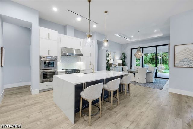 933 11th ST SW, Naples, FL 34117