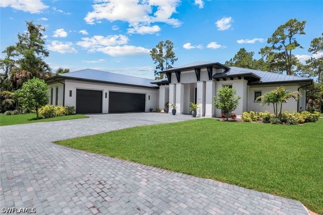 933 11th ST SW, Naples, FL 34117