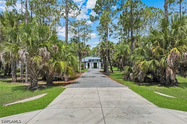 933 11th ST SW, Naples, FL 34117