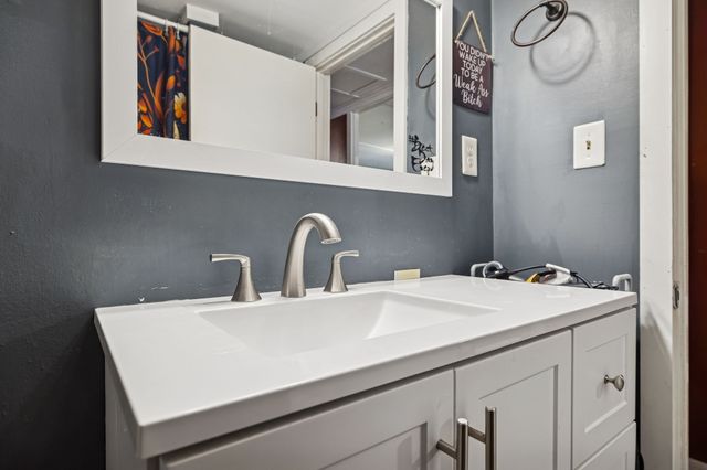 1830 Old Clarksville Pike, Chapmansboro, TN 37035