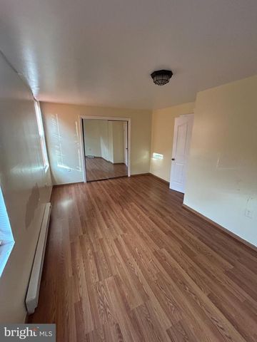 349 PEARL ST, Reading, PA 19602