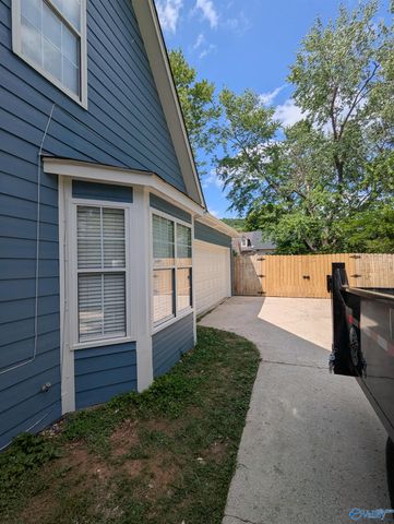 2504 Weatherstone Road, Huntsville, AL 35803