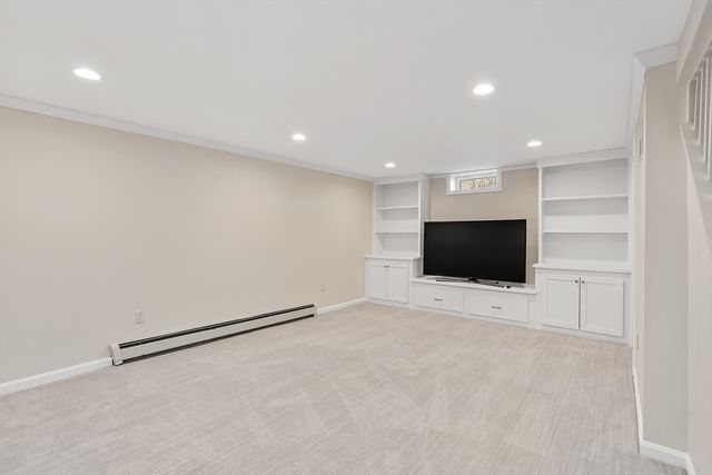 37 Davelin Road, Wayland, MA 01778