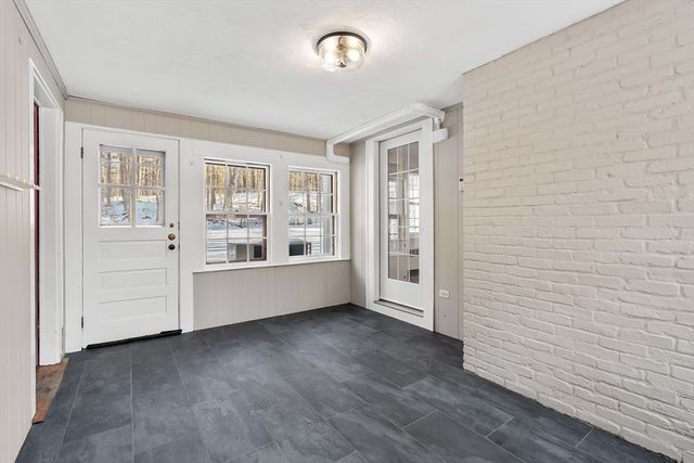 37 Davelin Road, Wayland, MA 01778