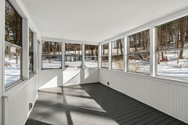 37 Davelin Road, Wayland, MA 01778