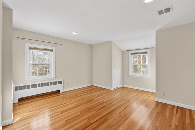 37 Davelin Road, Wayland, MA 01778