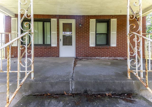 502 Bairdford Rd, West Deer, PA 15044