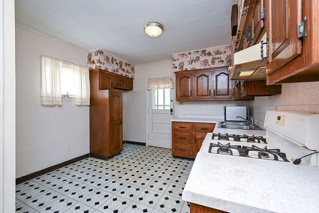 502 Bairdford Rd, West Deer, PA 15044