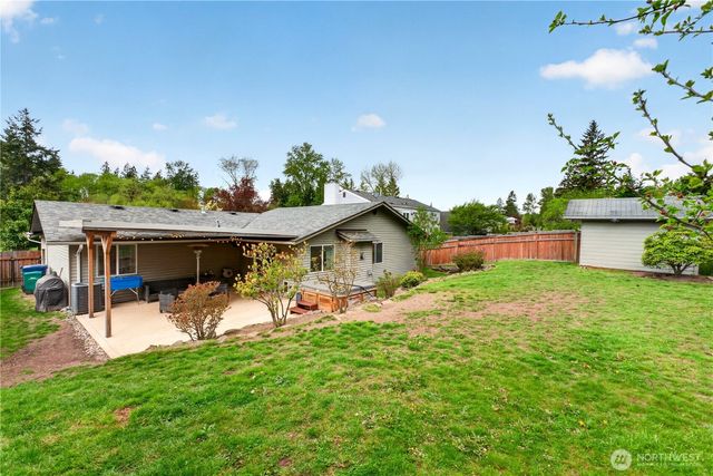 16616 133rd Place SE, Renton, WA 98058