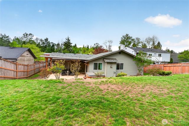 16616 133rd Place SE, Renton, WA 98058